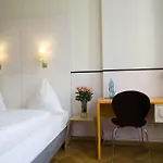 Otel Alex