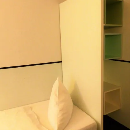 Hotel Alex