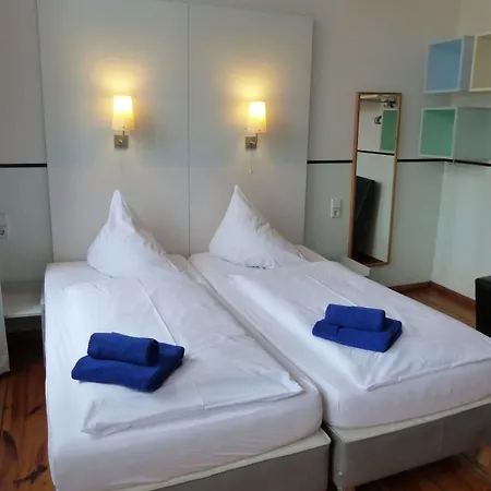 Alex Hotel 2*
