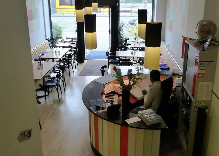 Alex 2* Βερολίνο